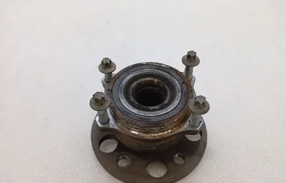 Mercedes-Benz S AMG W222 Rear wheel hub A2223570300