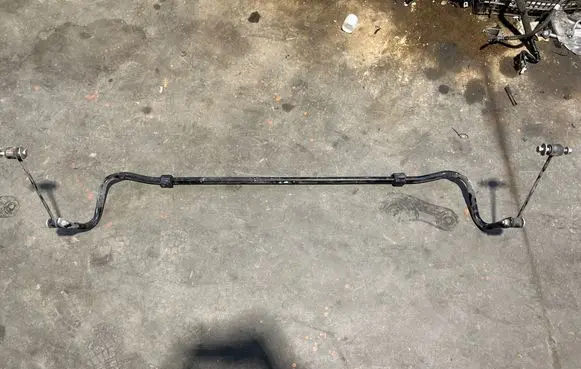 Dodge Challenger Rear anti-roll bar/sway bar P68184227AA 61166 227AA
