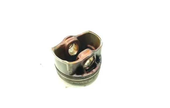 BMW X1 F48 F49 Piston 