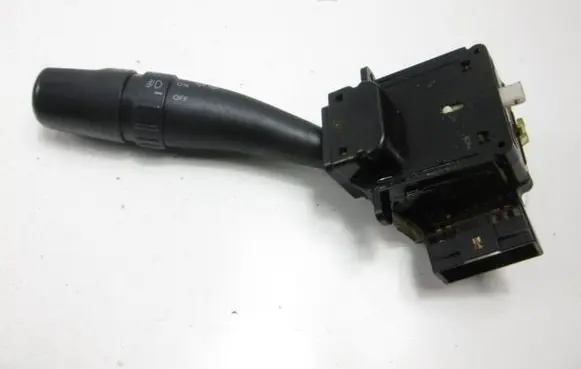 Hyundai Elantra Wiper turn signal indicator stalk/switch