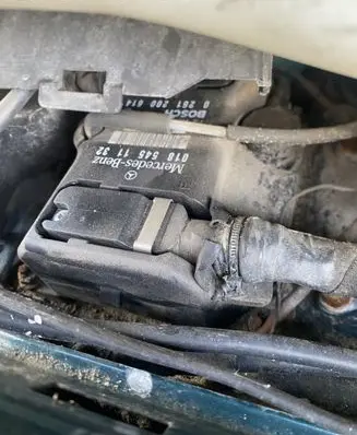 Mercedes-Benz C W202 Engine control unit/module 0185451132 0185454432