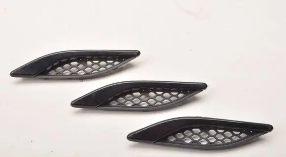 Maserati Ghibli Front arch trim 670028905