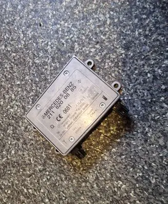 Mercedes-Benz E W211 Comfort/convenience module 2118200885