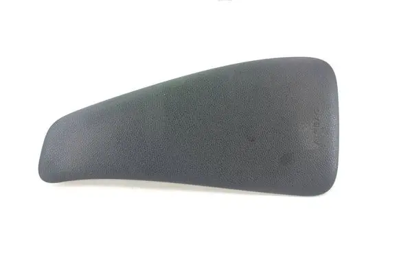 Mercedes-Benz C W204 Seat airbag 605010800C 2048600205