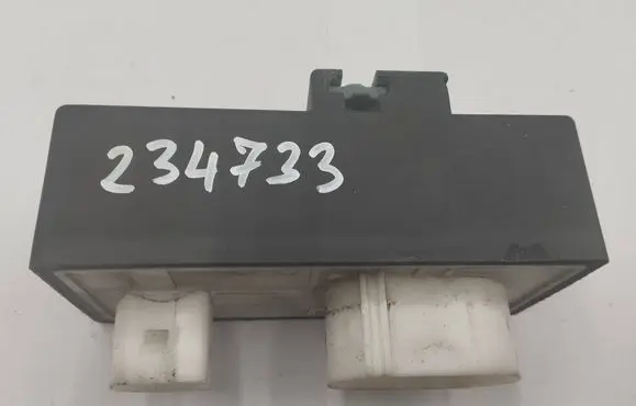 Skoda Fabia Mk2 (5J) Coolant fan relay 1J0919506M 898967000