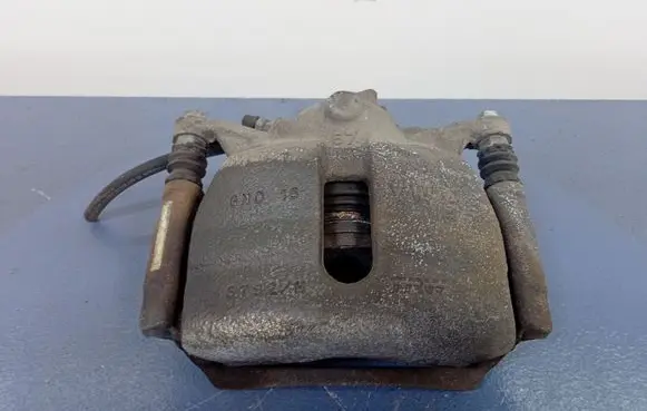 Skoda Octavia Mk3 (5E) Front brake caliper