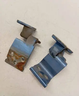 Mercedes-Benz Vito Viano W638 Front door hinge set 