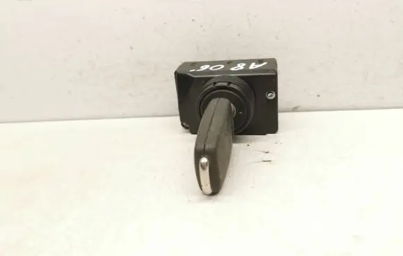Audi A8 S8 D3 4E Ignition lock 3D0905865E