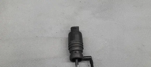 Audi A6 Allroad C5 Windscreen/windshield washer pump
