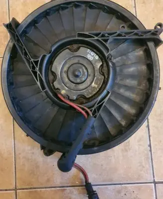 Volkswagen Multivan T4 Electric radiator cooling fan 31421G