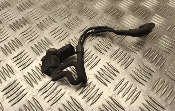 Seat Ibiza IV (6J,6P) Turbo solenoid valve 1K0906283A