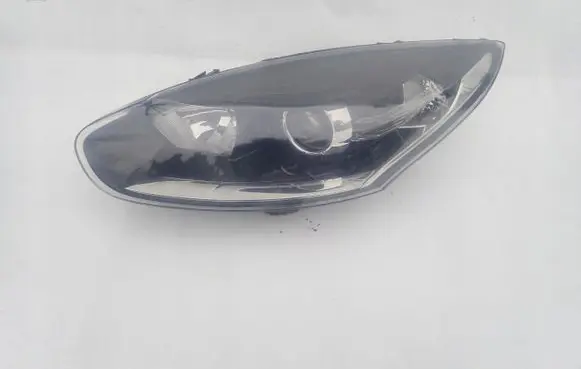 Renault Megane III Headlight/headlamp
