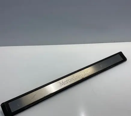 Mercedes-Benz E W211 Side skirt front trim A2116801335 2116801335