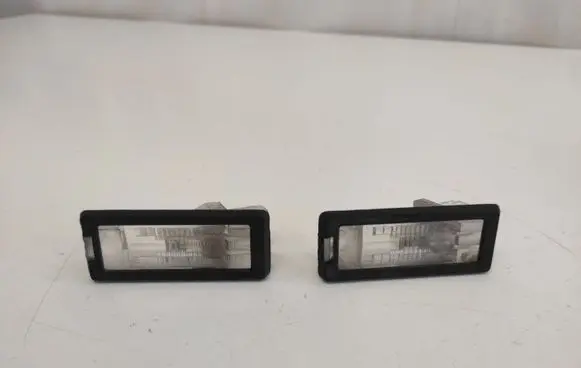 Renault Espace IV Number plate light 8200013577F