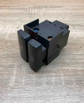 Toyota Corolla E120 E130 Hazard light switch 8433202090A 37078A WithPlug