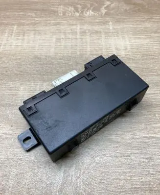 BMW 5 E39 Door control unit/module 6904251 05071754
