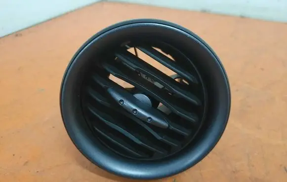 Seat Ibiza III (6L) Dashboard side air vent grill/cover trim