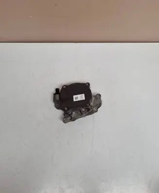 Volkswagen Jetta VI Vacuum pump 03L145112