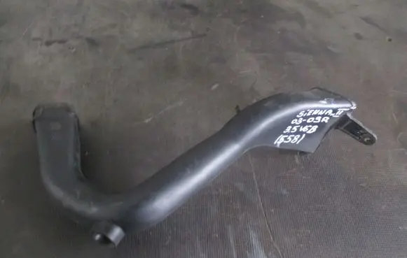 Toyota Auris 150 Intake resonator 137510p070