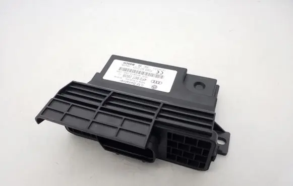 Audi A6 S6 C6 4F Power management control unit 4F0907280B 4F0910280 F005S0101