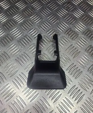 Toyota RAV 4 (XA40) Front driver seat rail trim 72158 42020
