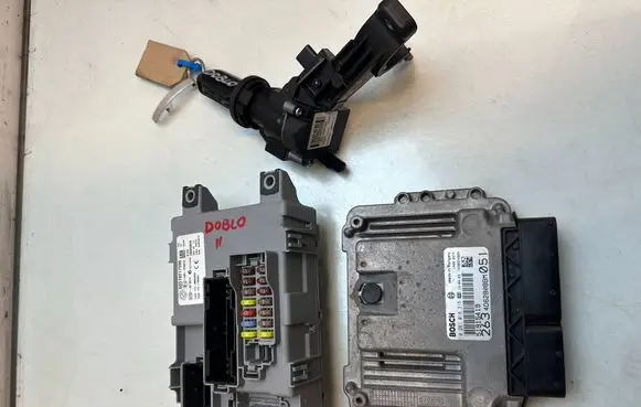 Fiat Doblo Engine control unit/module 51915419