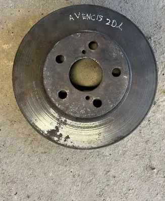 Toyota Avensis T220 Front brake disc
