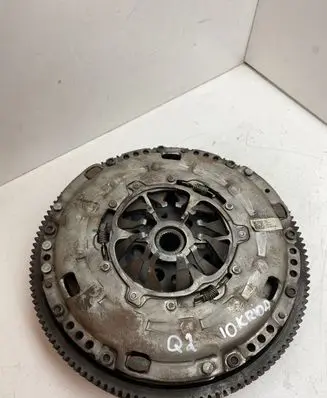 Audi Q2 - Clutch set kit 04E105264B
