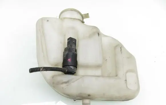 Mercedes-Benz Vito Viano W639 Windshield washer fluid reservoir/tank 6398600960 6398690220