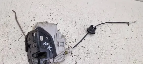 Audi A4 S4 B7 8E 8H Front door lock 8E1837015AA