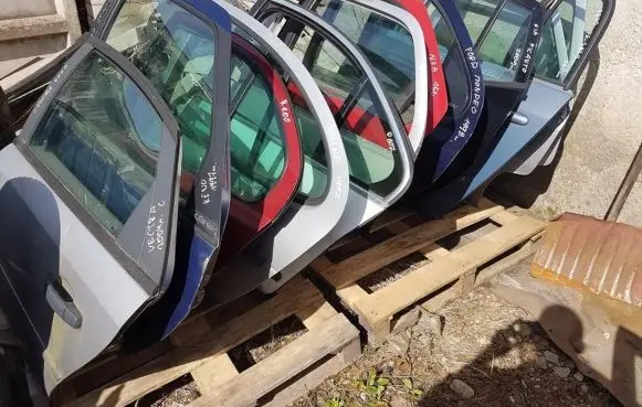 KIA Picanto Rear door