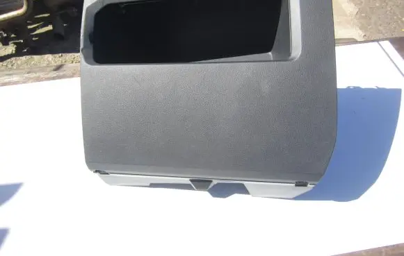 Volkswagen Caddy Glove box 2K8858337B 020036003B1