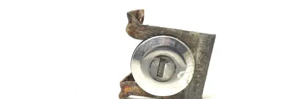 Peugeot 405 Front door lock (next to the handle) 