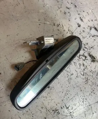 Nissan Primera Rear view mirror (interior) E11015708