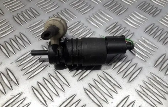 Volkswagen Polo III 6N 6N2 6NF Windscreen/windshield washer pump