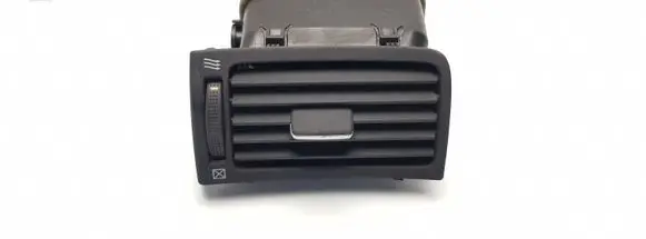 Toyota Avensis T250 Dashboard side air vent grill/cover trim