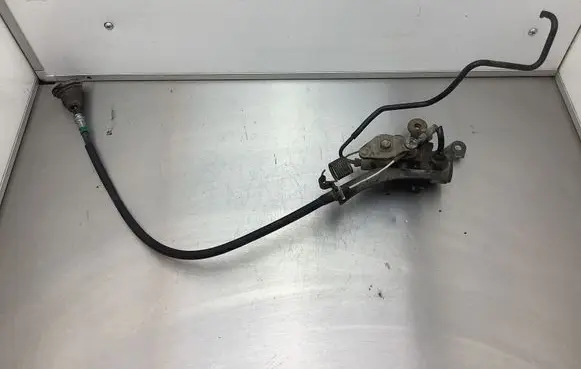 Subaru Forester SG Brake power pressure regulator 