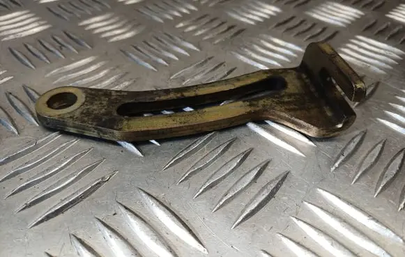 Mitsubishi Pajero Alternator belt tensioner 