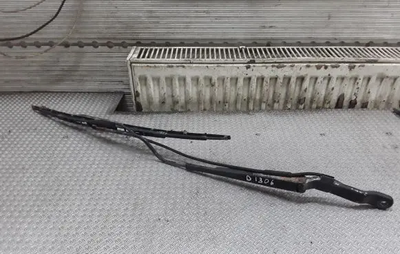 Opel Movano A Windshield/front glass wiper blade 7700352999