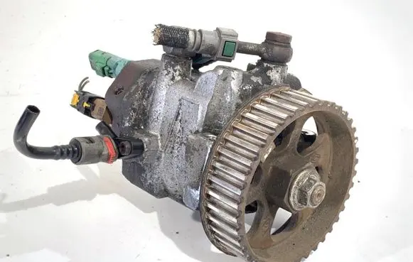 Dacia Duster II Fuel injection high pressure pump 167003608R