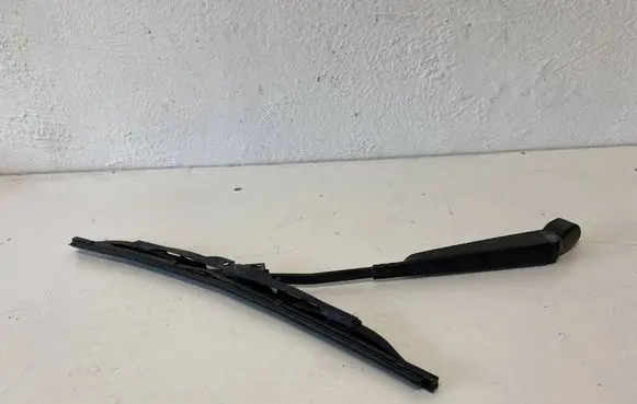 Ford S-MAX Rear wiper blade arm 6M21A17526BB