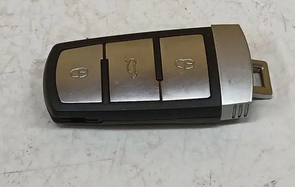Volkswagen PASSAT B6 Ignition key/card 
