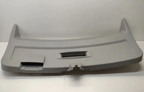 Chrysler 300 - 300C Tailgate trim 0UM74XDBAI
