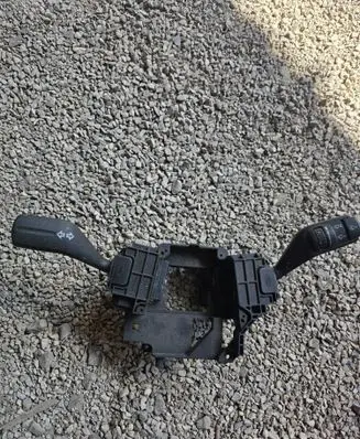 Ford Focus Wiper turn signal indicator stalk/switch 3M5T6475