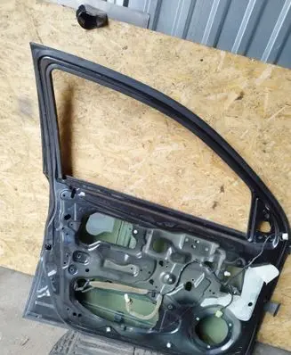 Chevrolet Aveo Front door