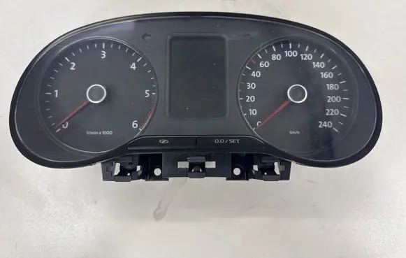Volkswagen Polo V 6R Speedometer (instrument cluster) 6R0920861J