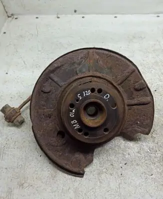 Mercedes-Benz S W220 Rear wheel hub