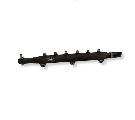 Volvo S60 Fuel main line pipe 8658252 0281002527 0445215010