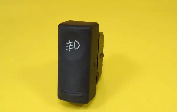 Fog light switch