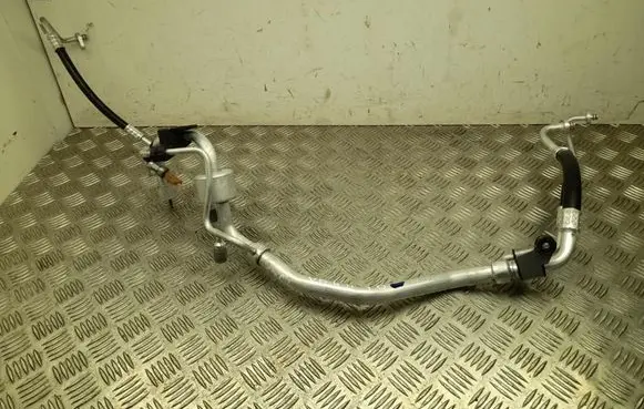 Opel Astra L Air conditioning (A/C) pipe/hose 9875103680